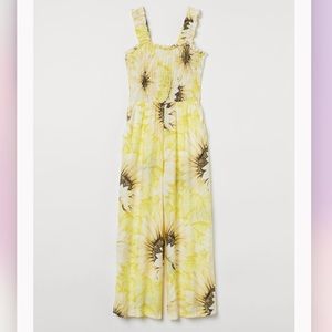 🌻Sunflower Smocked Jumpsuit🌻